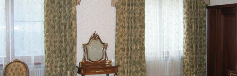 Текстиль в интерьере спальни: виды и применение материала (фото)