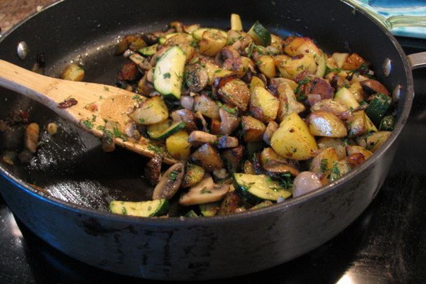 Как приготовить грибы маслята, жареные с картошкой: фото, видео, рецепты приготовления маслят