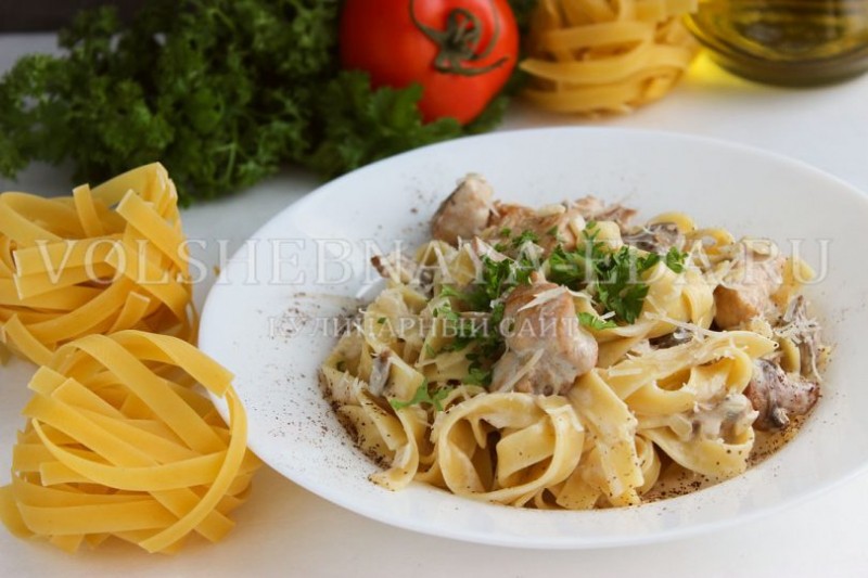 Курица с грибами в сметанном соусе: фото и рецепты приготовления вкусных блюд
