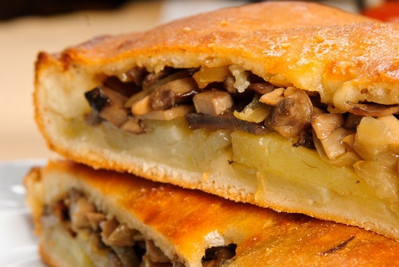 Начинки для пирогов с грибами: рецепты с курицей и мясом, картофелем и капустой