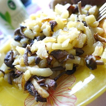 Опята, запеченные в духовке с картофелем: рецепты вкусных грибных блюд