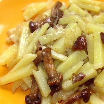 Опята, запеченные в духовке с картофелем: рецепты вкусных грибных блюд