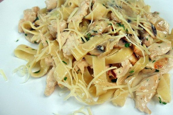 Опята, жареные с макаронами: фото, рецепты приготовления грибных блюд в соусе