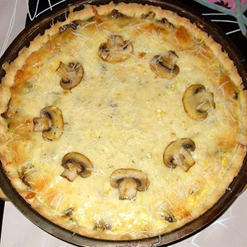 Пирог с белыми грибами: рецепт с фото слоеных и дрожжевых видов выпечки в домашних условиях