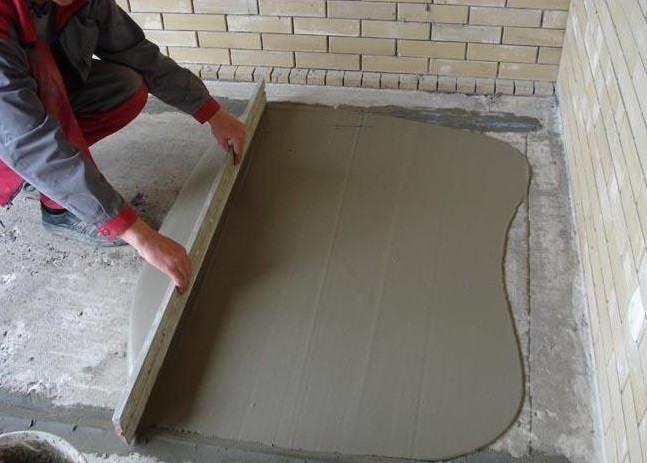 Цементно-песчаная стяжка пола, расчет материала, этапы проведения работ