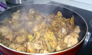 Индейка с грибами в сливочном соусе: рецепты приготовления