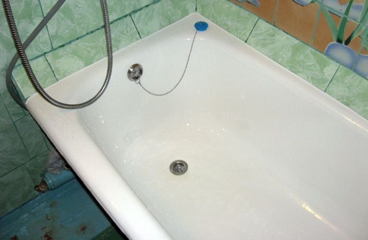 Как правильно снять эмаль с ванны?