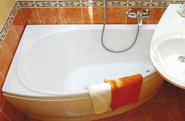 Как самостоятельно восстановить эмаль ванны