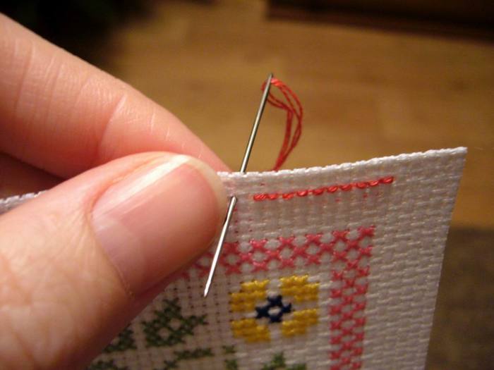 Как стирать вышивку крестиком: видео как правильно, нужно ли стирать канву перед вышивкой