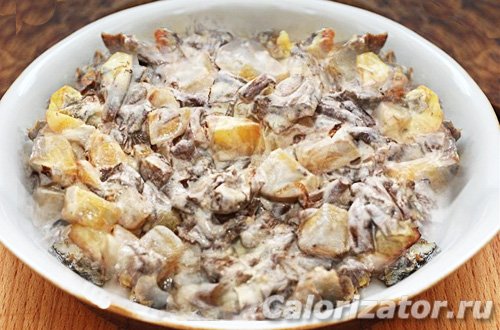 Как вкусно приготовить опята со сметаной: рецепты с луком, картошкой и другими ингредиентами
