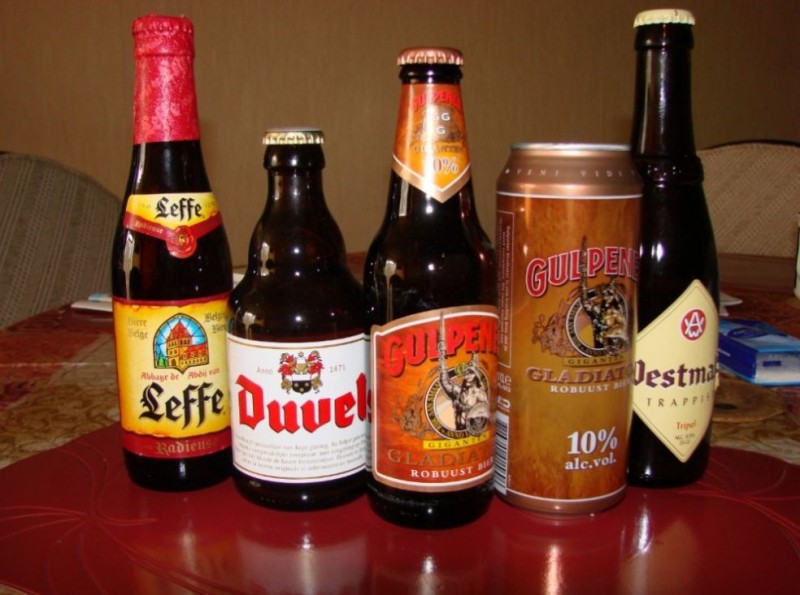 Какое пиво лучше пить – бутылочное или живое