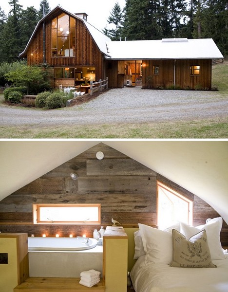 Красивый старый деревянный сарай, переделанный в уютный дом
