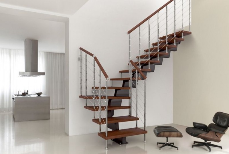 Модульная лестница: особенности конструкции и разновидности