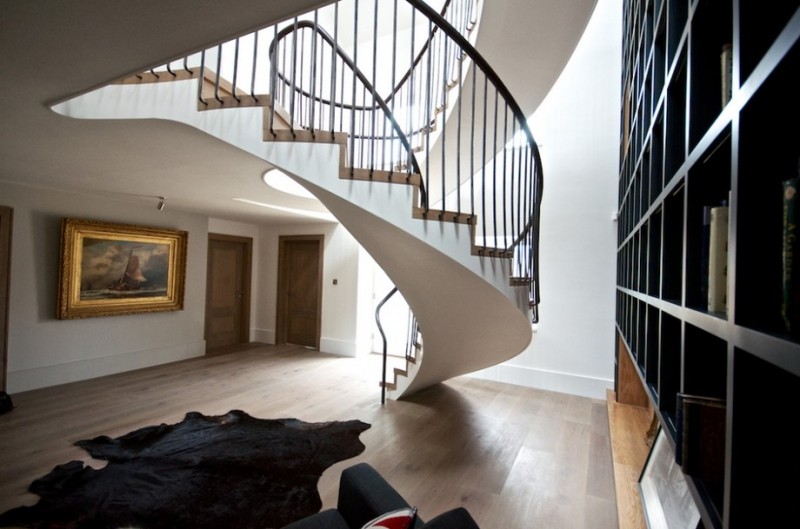 Стеклянные лестницы в дизайне современного дома