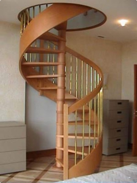 Винтовая лестница на второй этаж: материалы и особенности монтажа